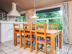 Secluded Holiday Home in Henne near Beach - Image 3