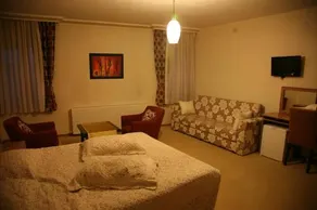 Aymini Hotel - Image 3