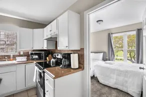 Two Kitchens Family Friendly in Forestdale - Image 2