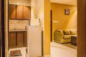 Al Fakhriah Suites - Image 2