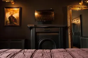 Bardons Bar - Grill - Accommodation - Image 3