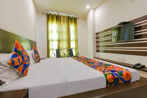 OYO 45544 Hotel Legacy - Image 2