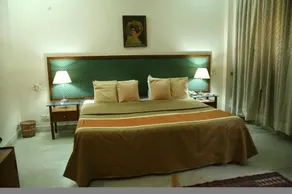 The Royal Residency Hotel - Image 3