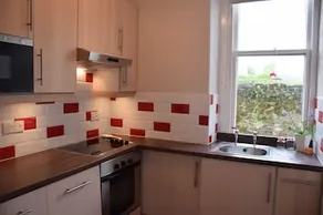 Lavender Cottage - Image 2