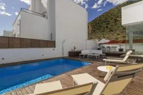 Villa Deluxe - Image 5