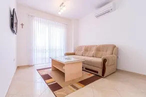 Apartments Marich - Image 3