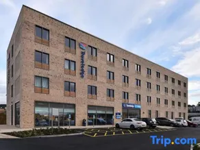 Travelodge Hexham - Image 1