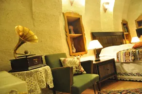 Bir Kedi Villa - Image 2