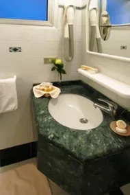 Hotel Gran Bretagna - Image 2