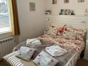 Beautiful 2-Bed Cottage in Grewelthorpe - Image 3