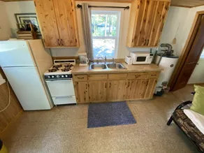 Lincolnwood Cabin 6 - Image 4