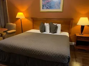 El Rancho Motel - Image 2