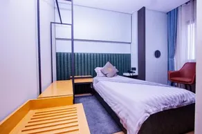 Hotel Uzeir - Image 2
