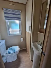 Lovely 3-bed Home in Rookley on the Isle of Wight - Image 2