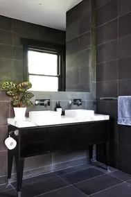 St Kilda Beachfront Penthouse - Image 3