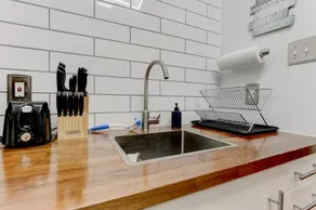 Perfect Condo Stay Near Downtown Austin and UT - Image 2