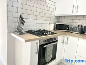 2 bedroom Vacation Apartment Rental Aylesbury - Image 4
