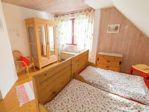Spacious Holiday Home in Hesse With Garden - Image 2