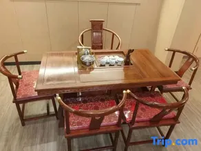 Ruijia Jinlong Hotel - Image 3