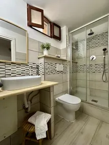 Eleonora House - Image 2