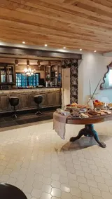 Onas Hostel & Suites - Image 3