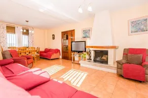 HomeHolidaysRentals Corts - Image 4