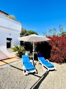Guest suite with private pool - Image 4