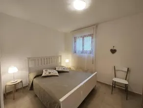 Collins Apartments - Image 3