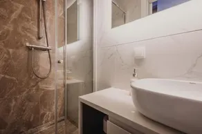 ZEUS Design Apartments Wasserwelt - Image 5