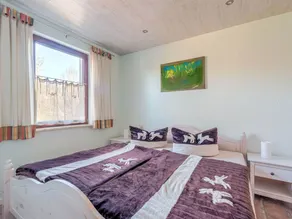 Spacious Apartment near Lake in Guntersberge - Image 4