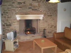 Beautifully Restored 3 Storey Townhouse In The Historic Centre Of Hilltop Town - Image 5