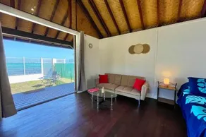 Blackstone Paea Premium beachfront bungalow private access wifi 3 pers - Image 5