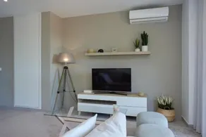 Bright & Modern 2 Bedroom Apartment 300m To the Beach Marbella - Image 2