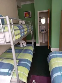 Seasons 24 Guest House - Image 3