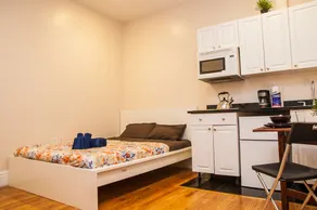 NYC Studio Apartment - 1st Floor Walk Up - HOV 51234 - Image 5