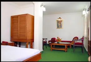 Hotel Cee Cee Tower - Image 5