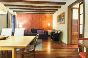 Friendly Rentals Manel - Image 4