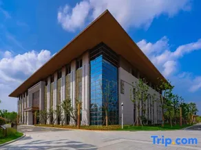 Yichang Airport Taohualing Hotel - Image 4