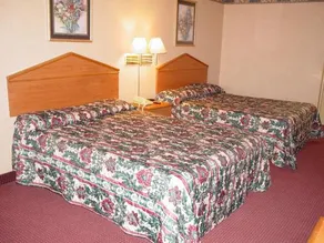 Garden Inn & Suites - Image 4