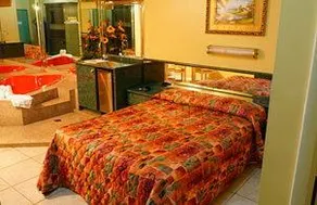Hialeah Motel - Image 4