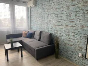 Dozsa Apartman - Image 5