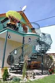 Chalupa Sonja - Image 3