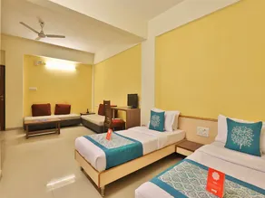 Hotel Shivarth by OYO Rooms - Image 4