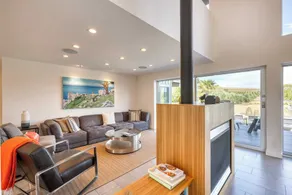 Coplan Vineyards by Avantstay 10-acre Estate w/ Pool, Spa, Bocce & Designer Interiors - Image 4