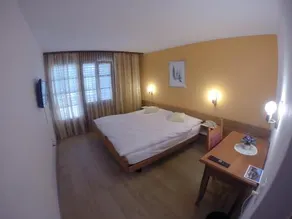 Gasthof Buehl Landhaus - Image 3