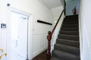 Sea Lynn Guest House - Image 5