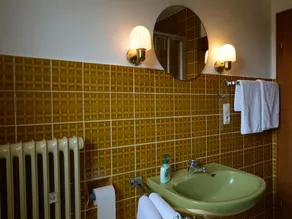 Comfortable and Stylishly Furnished Apartment With Marvellous View and Private Garden - Image 5