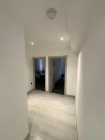 Beautiful 2-Bedroom Apartment with Parking - Image 2