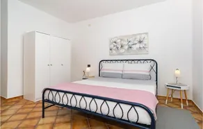 Amazing Home in Veprinac With Wifi and 2 Bedrooms - Image 5