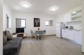 Mevo Apartments - Image 2